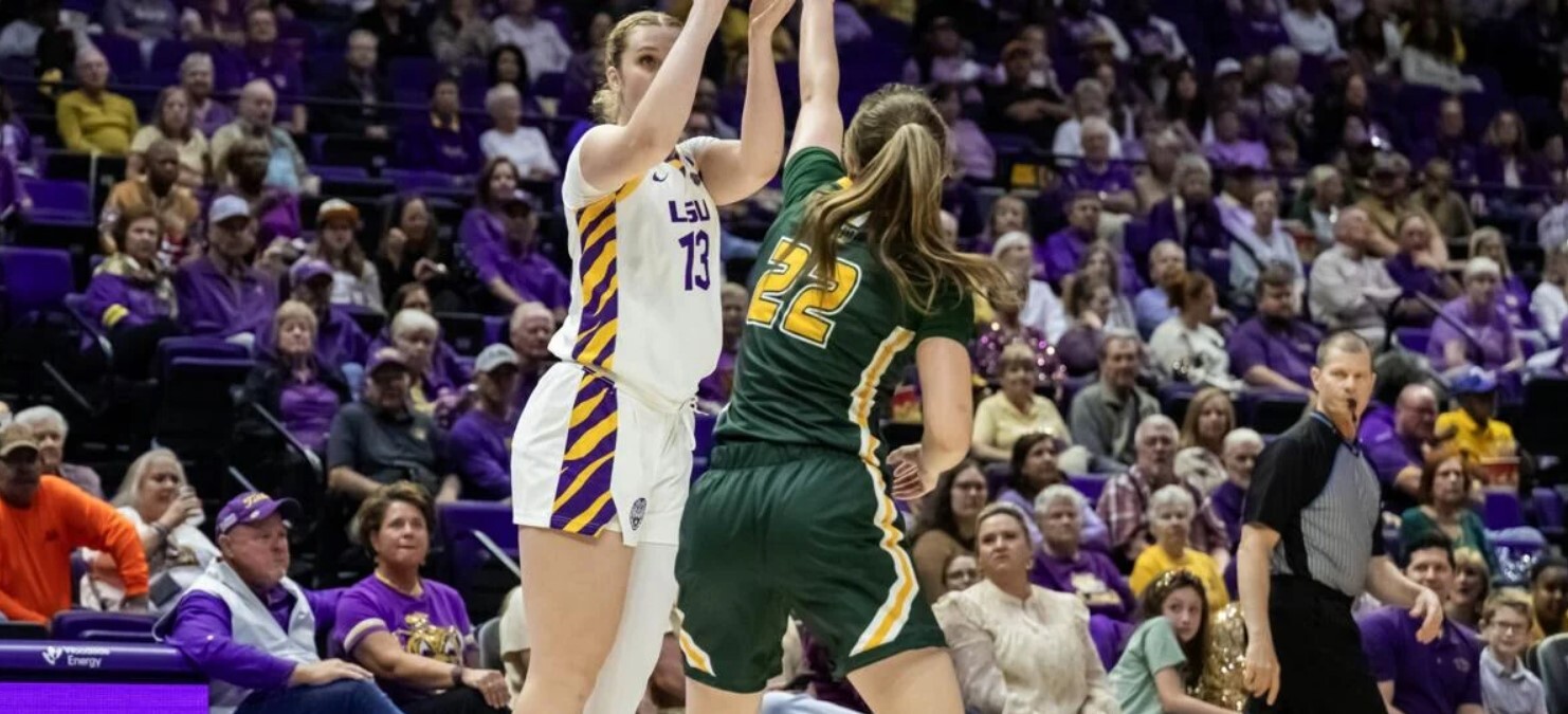 Українки за кордоном: Коваль набрала 16 очок в матчі NCAA